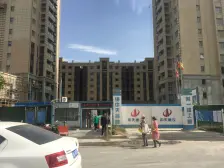 顶楼带100平露台 洋房四叶草 看房方便 业主诚售