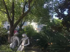 联排别墅!距离地铁口600米!双车位近万达!业主急售!