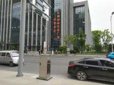 地铁二号线旁 精装修 采光可以