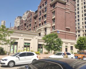 精装修 南北向全明户型 视野开阔采光好 中间户不把边