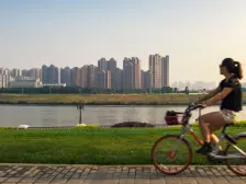 河畔新世界 3室2厅 西南