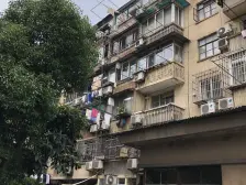 飞虹路760弄小区2室南朝向300.00万元/套出售