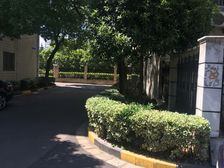 一梯两户,双阳台,交通便利,居家装修