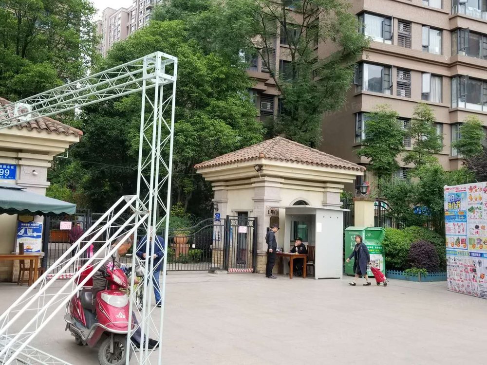 小区相关图