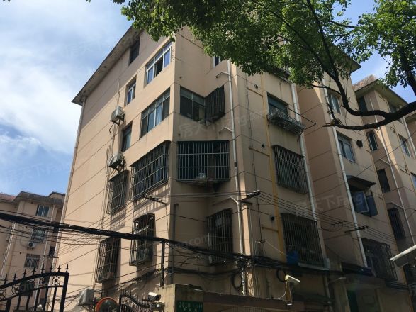 曹建路201弄小区实景图