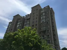 南大智慧城下沉式别墅,户型正、采光好、前后带小院。