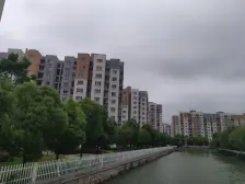 幸福苑 三房简装 房东诚心出售