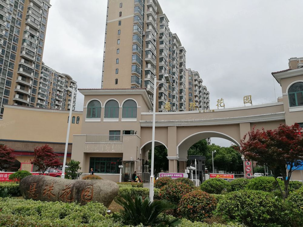 小区相关图
