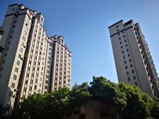 电梯房,主卧朝南,品质小区,精装修,诚意出售