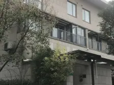 别墅板块,低密度小区环境好,位置好 2车位