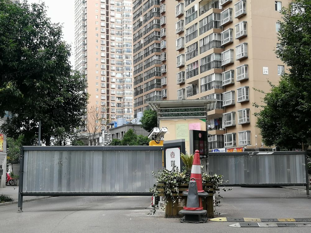 小区相关图
