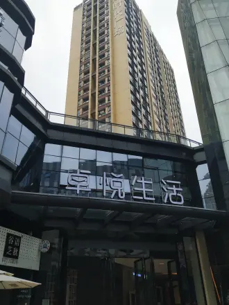 卓越时代广场实景图