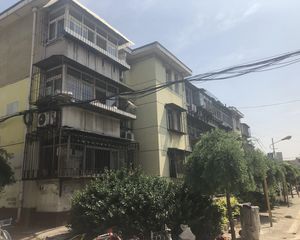 采光好,楼层好,视野宽阔,配套设施齐全,交通便利