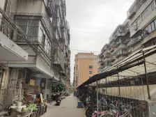 紧挨写字楼 地铁口 精装 中楼层 拎包入住