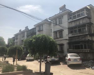 一层采光好户型好配套设施齐全交通便利