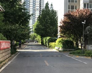 靛厂路6号院3室2厅南北