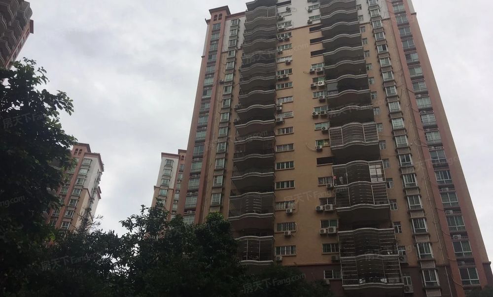 家华名都花园894平3居南向精装修方便看房带车位