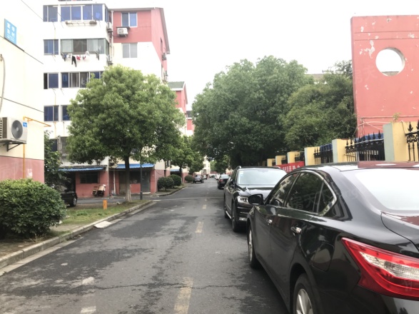 富华东村实景图
