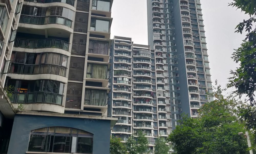 江北区长安麒麟公馆二房118万