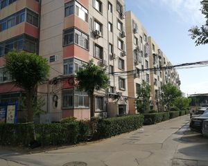 金达园小区满五唯一三居室