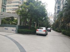 业主到外地发展,诚售一梯两户双阳台,无遮挡山景房