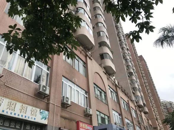 华师南区教工宿舍