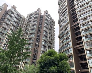 霏红榭 2室1厅 南