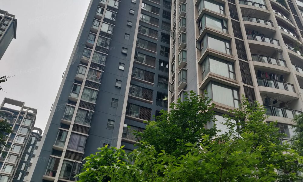 江北区长安麒麟公馆二房118万