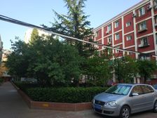 东西通透两居室户型方正装修还不错
