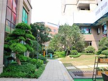 小区环境好.户型周正.南北通透.人车分流.临公园