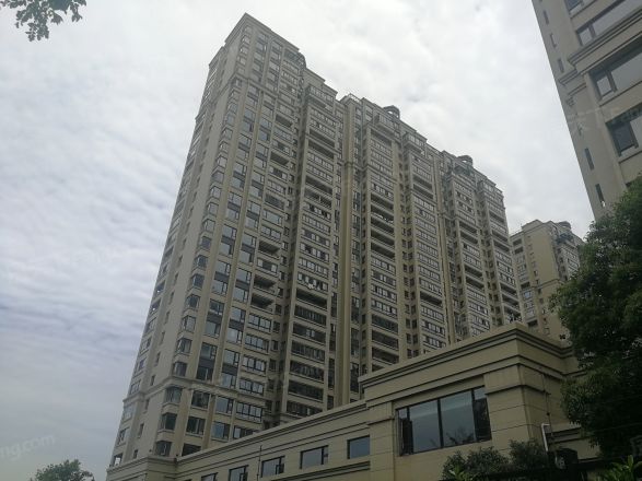 雅戈尔东海府实景图