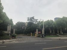 能达旁边户别墅,精装修未住过,全屋品牌家具家电