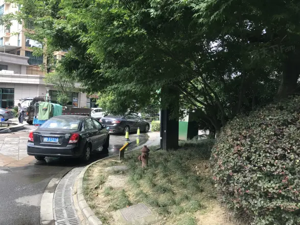 龙湖天琅实景图