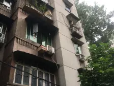 平层大三房双卫大阳台,采光好,出行方便,配套齐全。