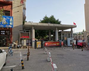近地铁,板楼带电梯,1梯2户,前后花园,洋房好房