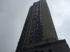 东盈商业广场1室1厅南