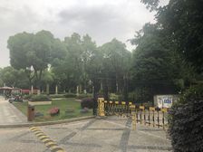 三层联排别墅,带装修,无大税拎包入住!