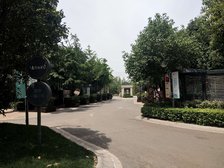 蓝湾新城l五室楼层好有证房东诚意出售。