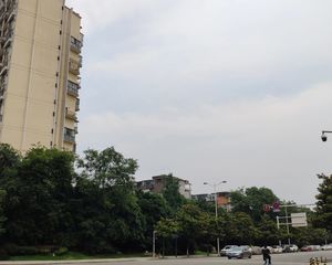 彩叠园1A期5室1厅南北