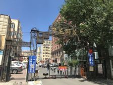 中发郦苑育红出门大润发三室一厅168平