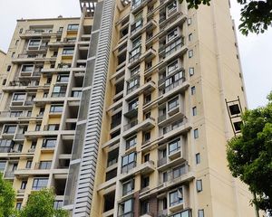 彩叠园1A期5室2厅东南