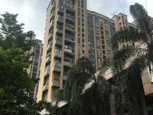 鸿业城市花园,装修保养好,环湖本部