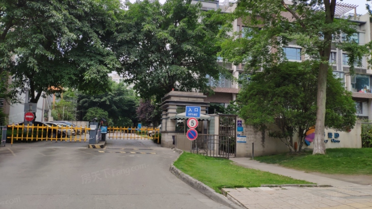 彩叠园1A期实景图