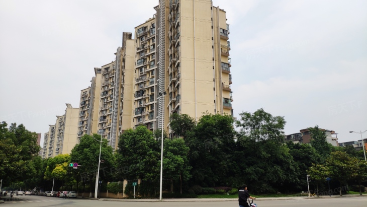 彩叠园1A期实景图