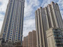 云府158 绿化小区 园林设计 正规三室两厅 河景房精装