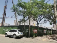 东方红广场环球电梯房三室两厅毛坯未入住诚意出售