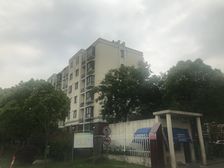 此房手续齐全,格局好,采光好,无遮挡,出行方便