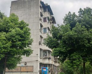航天长征大院2室1厅东南