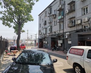 供电局家属楼精装两居南北通透