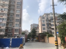 近地铁,电梯三房,户型方正,适合大部分人群。